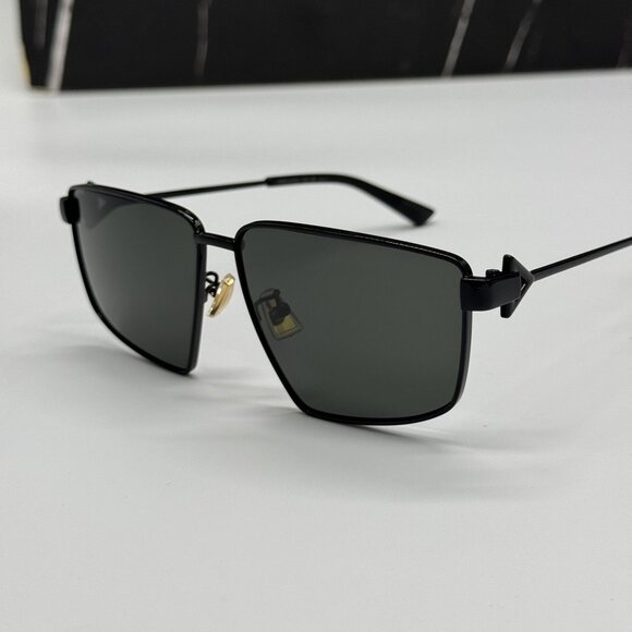 NEW BOTTEGA VENETA BV1223S 001 AVIATOR BLACK WOMEN SUNGLASSES BOTTEGA VENETA - Picture 3 of 10